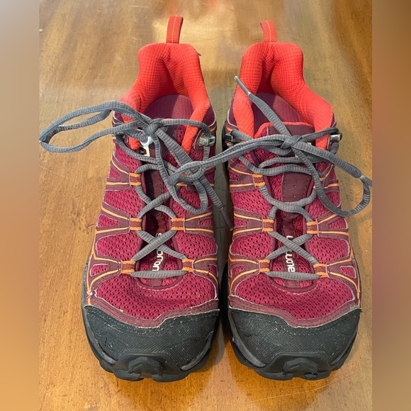 Salomon X-Ultra Trail Hiking Shoes Womens Size US 7 Cranberry - Picture 2 of 7